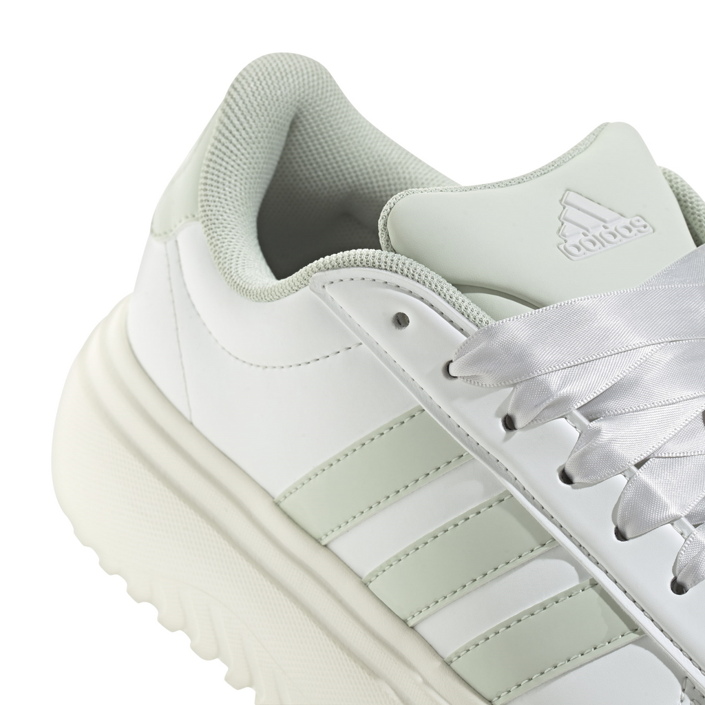 png_1500x1500_68227078