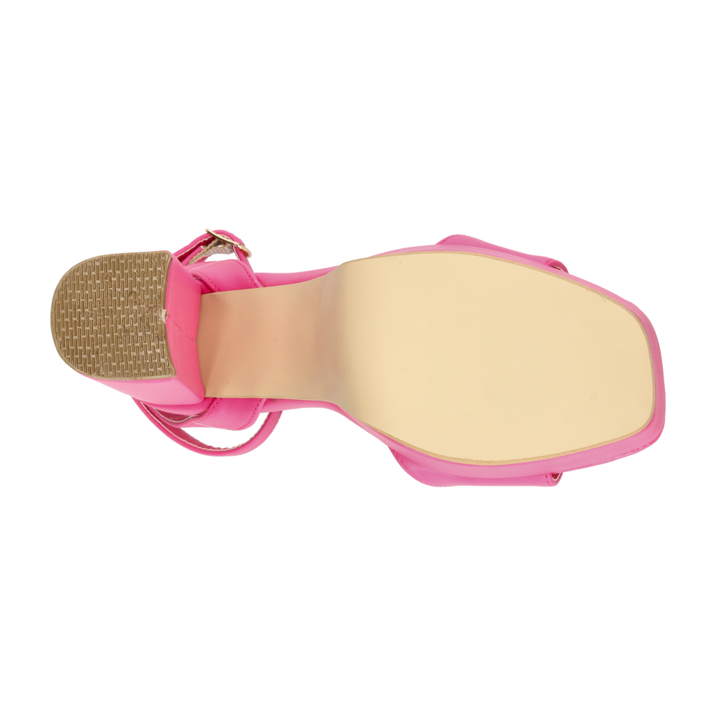 png_1500x1500_64466587