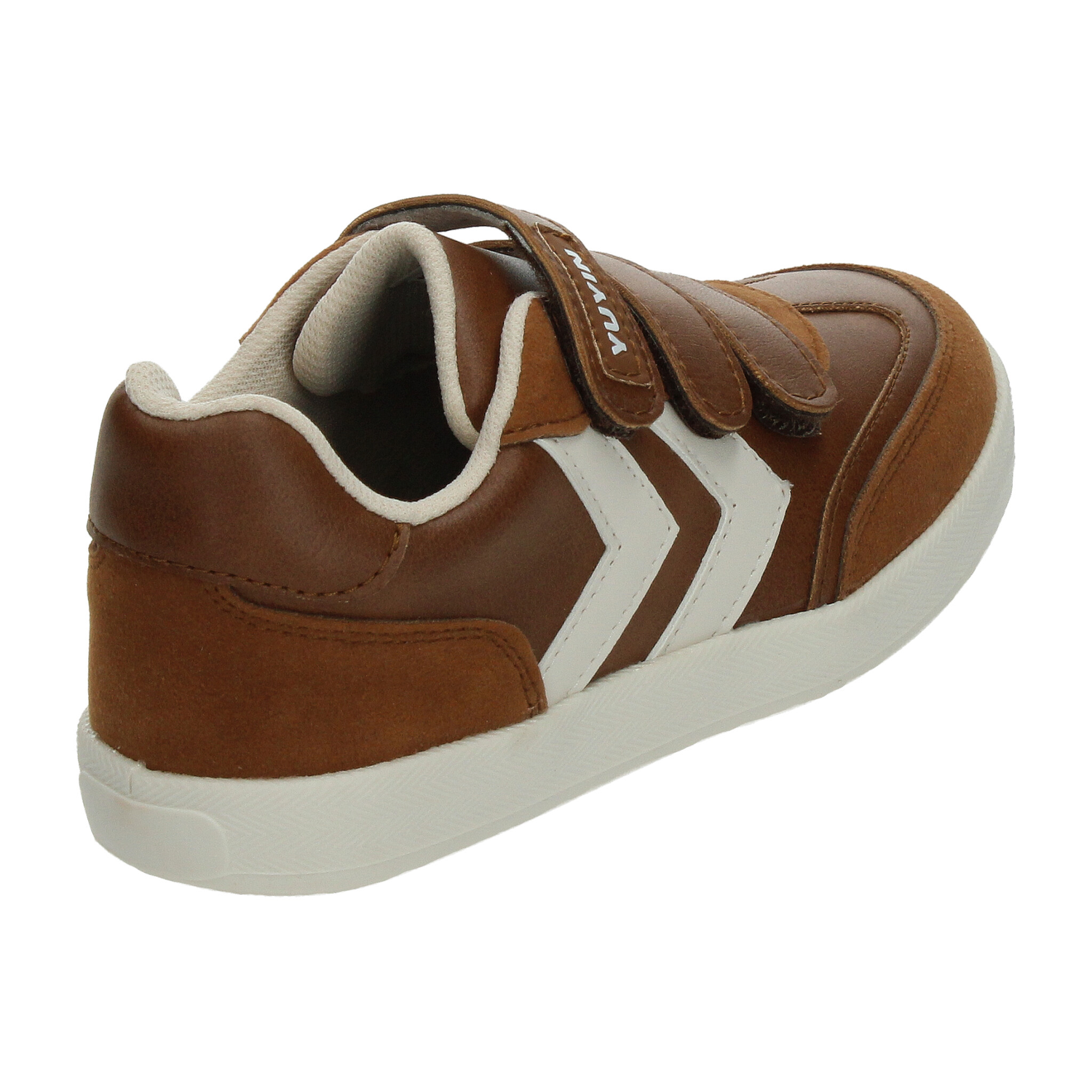 png_1500x1500_69722137