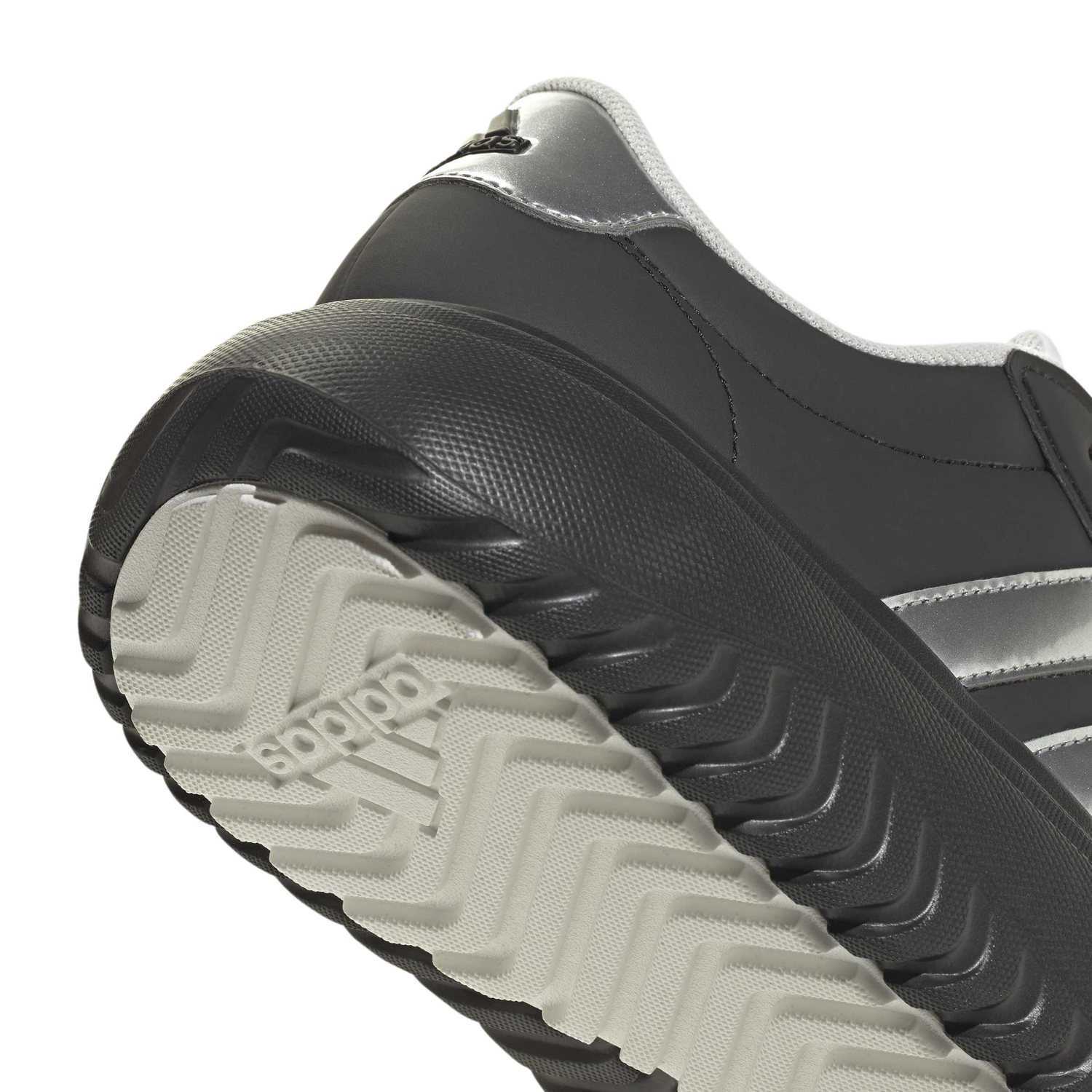 png_1500x1500_67975147